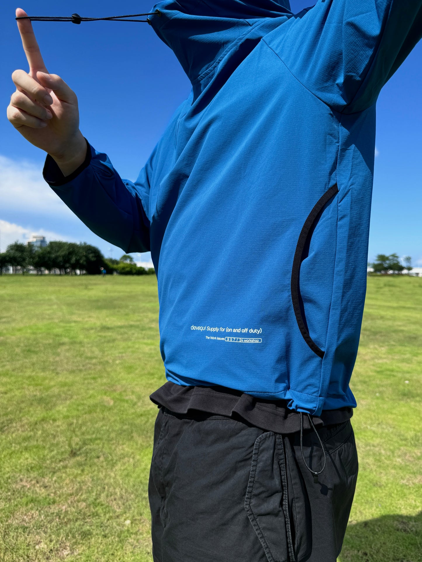 devequi FL.02 Waterproof outdoor hooded sunscreen windbreaker