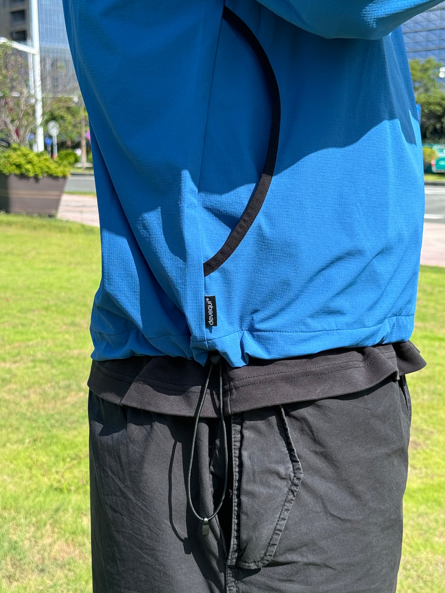 devequi FL.02 Waterproof outdoor hooded sunscreen windbreaker